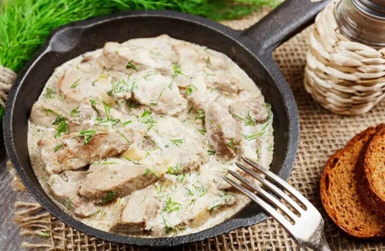 Beef Liver with Sour Cream and Mustard