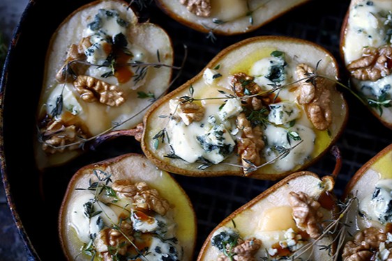 Baked Pear with Blue Cheese and Honey
